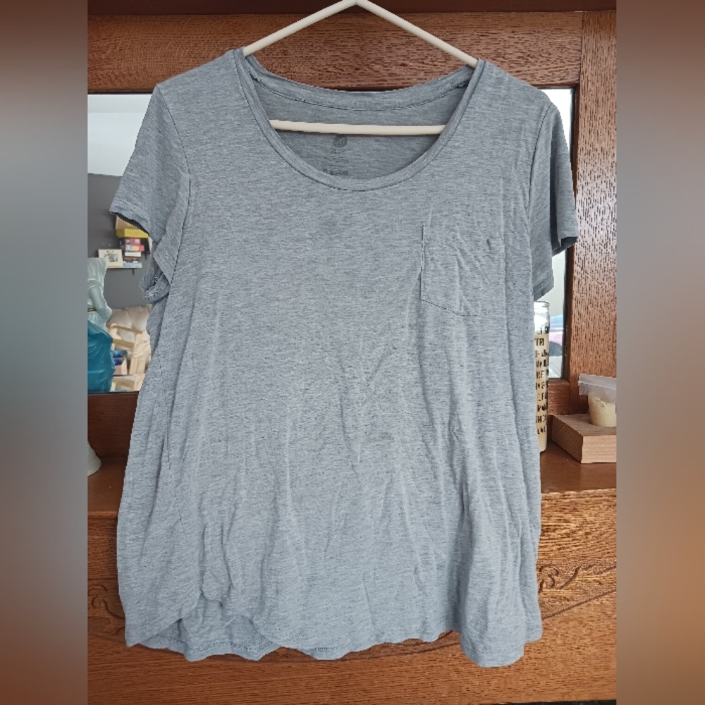 Kindred Bravely Bamboo Gray Short Sleeve Everyday Maternity & Nursing Tee - Picture 2 of 8